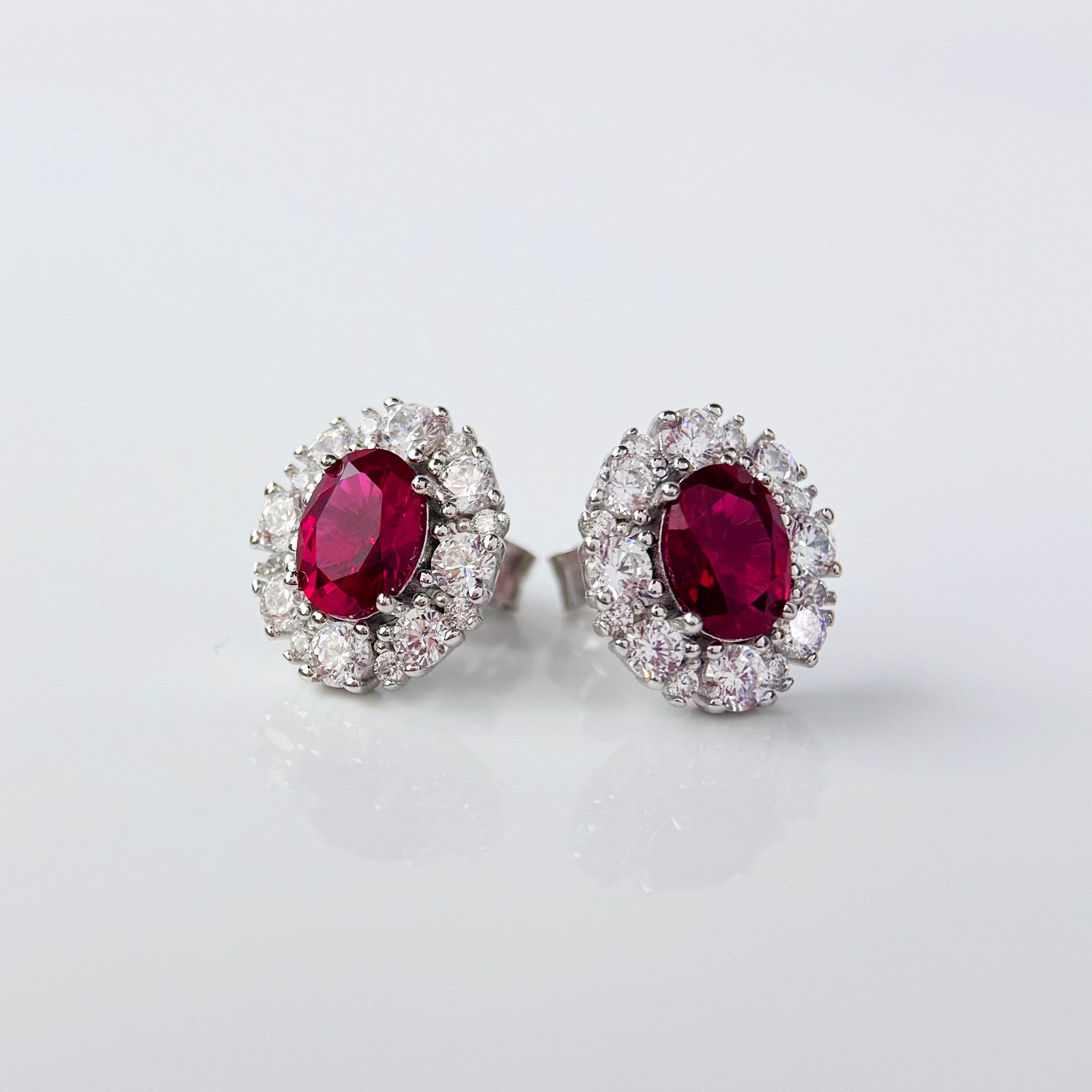 Aurabelle 925 sterling silver 5A zircon earrings, a pair, with free silicone Bullet Ear Stoppers